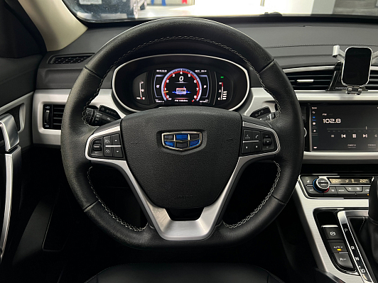 Geely Atlas Люкс + Yandex Auto, 2019 года, пробег 106900 км
