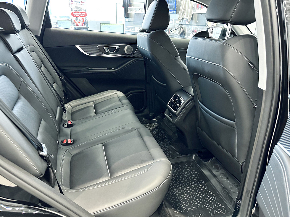 Chery Tiggo 7L Актив / Active, черный