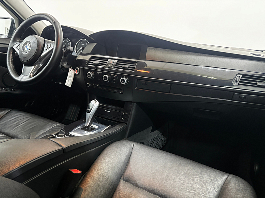 BMW 5 серии, 2009 года, пробег 236641 км