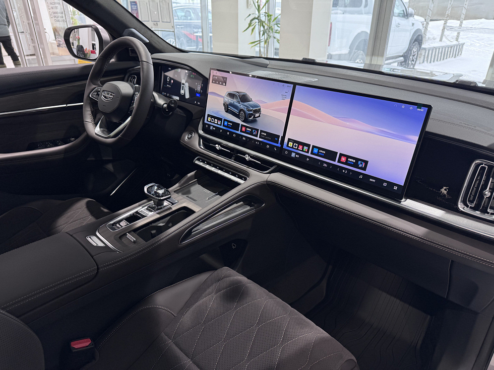 Geely Monjaro Флагман, серебряный