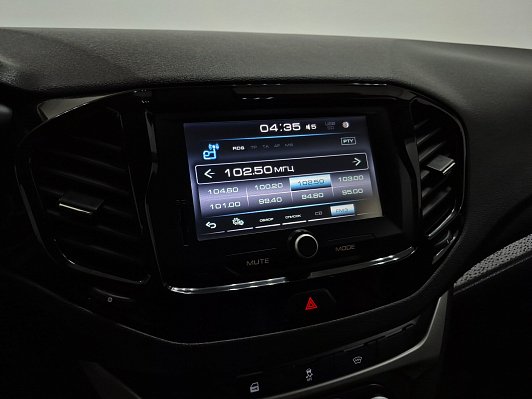 Lada (ВАЗ) Vesta Luxe Prestige, 2019 года, пробег 84533 км