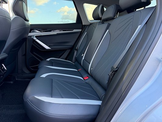 Geely Atlas Flagship, 2024 года, пробег 57800 км