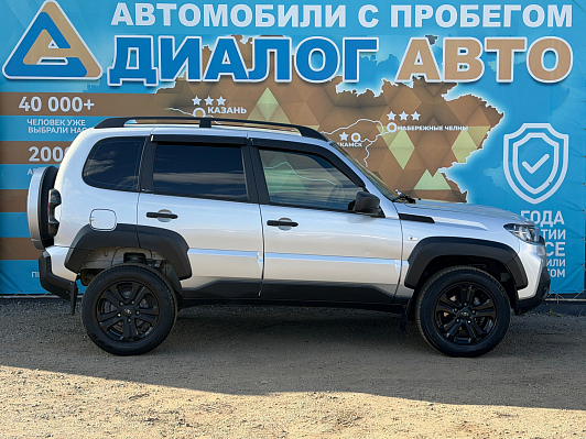 Lada (ВАЗ) Niva Travel Luxe, 2022 года, пробег 36300 км