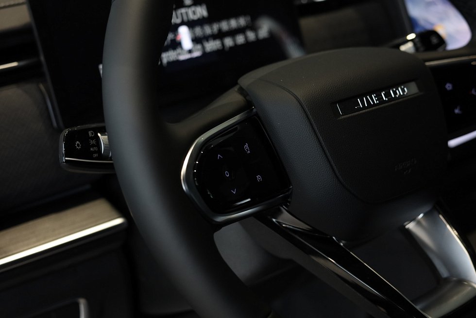 Jaecoo J7 Limited Edition, серый
