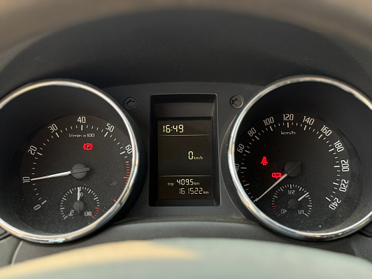Skoda Yeti Ambition, 2011 года, пробег 161459 км