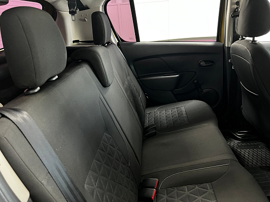 Renault Sandero Confort, 2017 года, пробег 65572 км