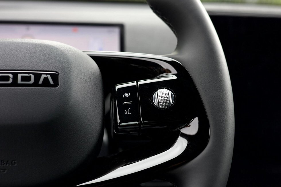 Omoda C7 Актив, черный