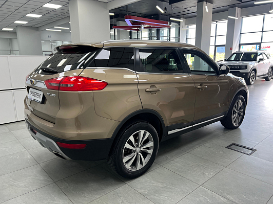 Geely Atlas Люкс + Yandex Auto, 2019 года, пробег 106900 км