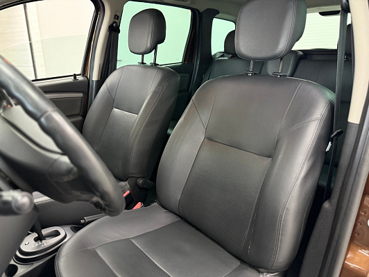 Renault Duster Privilege, 2014 года, пробег 150000 км