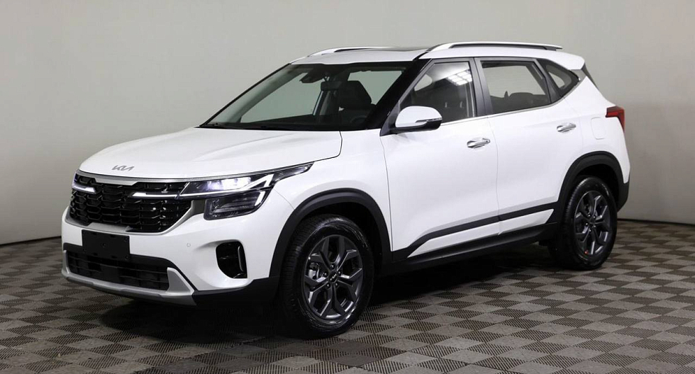 Kia Seltos Luxury Edition, белый