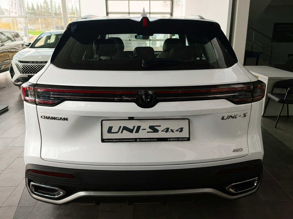 Changan UNI-S Техно, белый