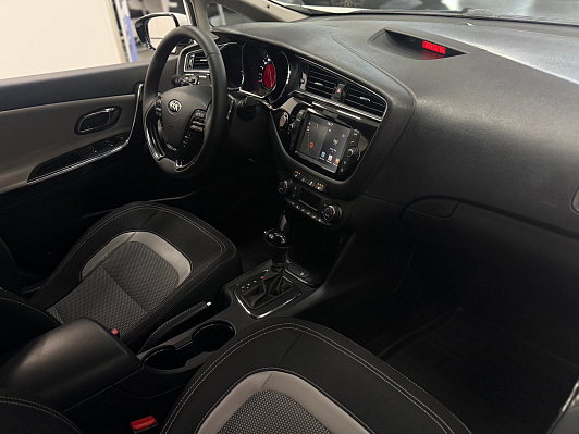 Kia Ceed Prestige, 2017 года, пробег 148256 км