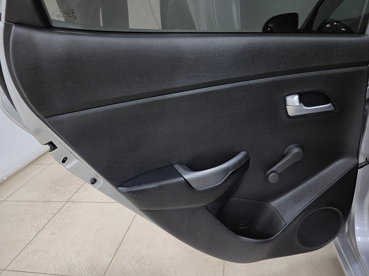 Kia Rio Luxe, 2017 года, пробег 118585 км