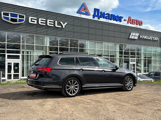 Volkswagen Passat, 2019 года, пробег 241690 км