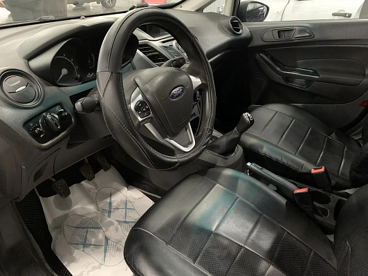 Ford Fiesta Ambiente, 2016 года, пробег 250638 км