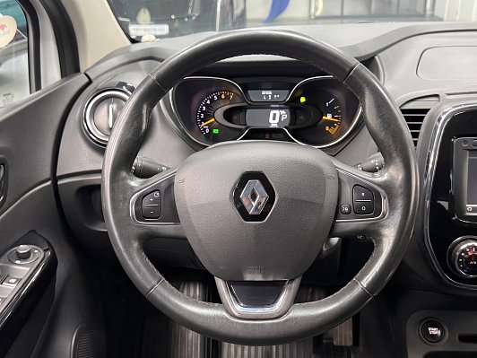 Renault Kaptur Style, 2016 года, пробег 104518 км
