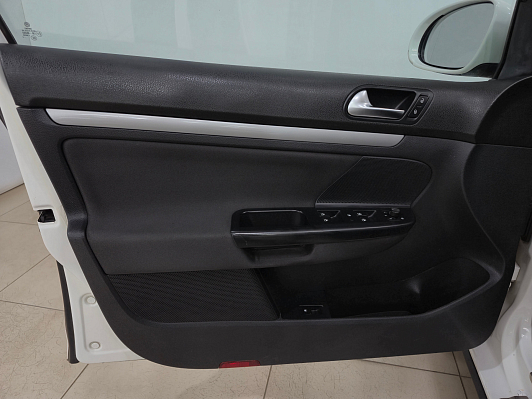 Volkswagen Jetta Trendline, 2010 года, пробег 273839 км