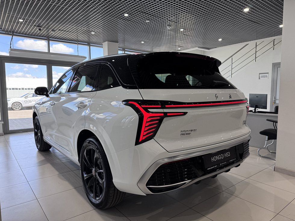 Hongqi HS3 Делюкс (Deluxe), белый
