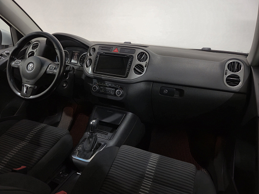 Volkswagen Tiguan, 2010 года, пробег 200735 км