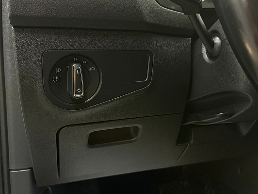 Volkswagen Tiguan CONNECT, 2020 года, пробег 111189 км