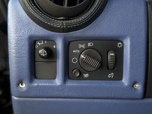 Hummer H2 Base, 2004 года, пробег 217355 км