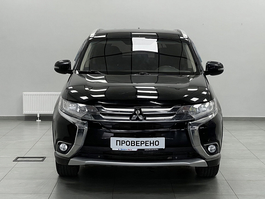 Mitsubishi Outlander Invite, 2018 года, пробег 136649 км