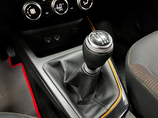 Renault Duster Style, 2021 года, пробег 80000 км
