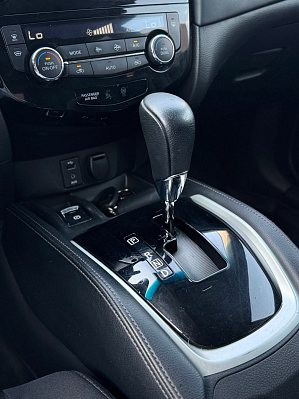 Nissan X-Trail SE, 2019 года, пробег 183222 км