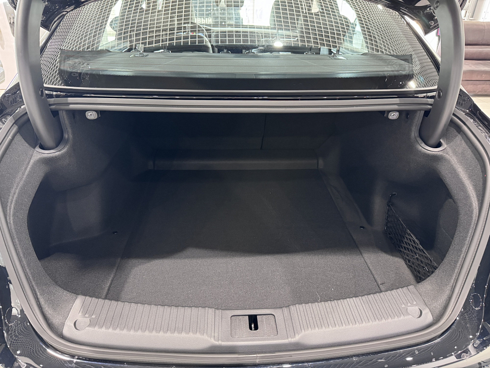 Hongqi H5 Чёрная Серия (Black Edition), черный