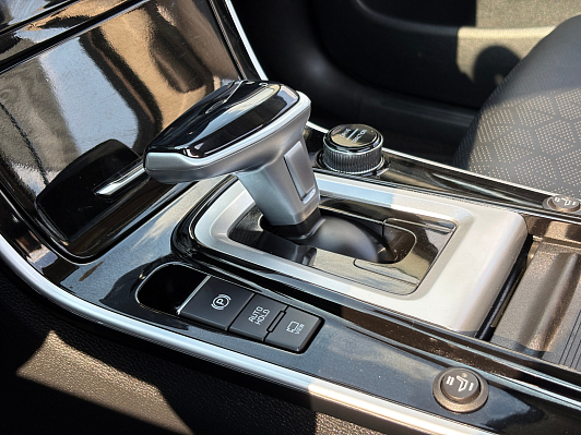 Kia Seltos Premium Edition, 2024 года, пробег 27105 км