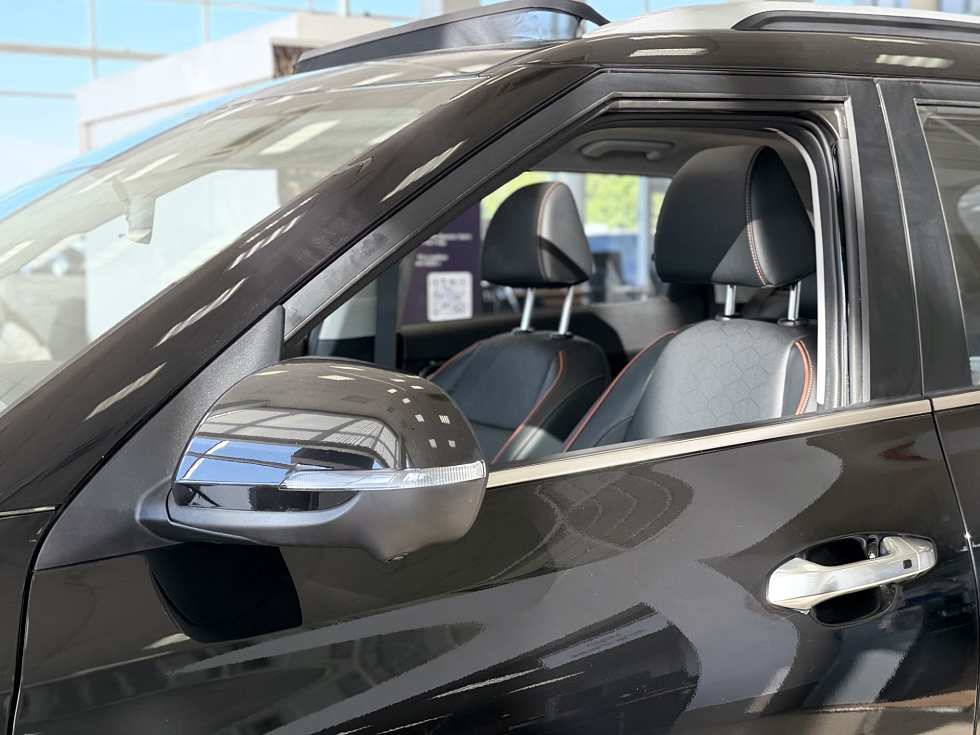 Kia Seltos Luxury Edition, черный
