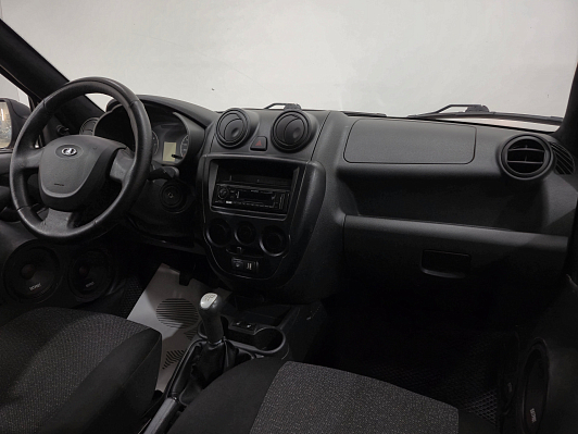 Lada (ВАЗ) Granta, 2013 года, пробег 118167 км