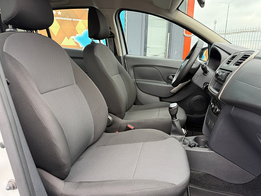 Renault Logan Style, 2021 года, пробег 30666 км