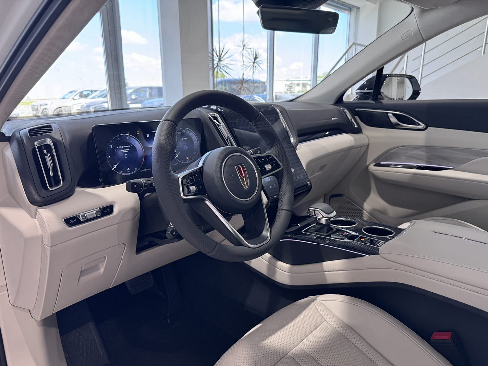 Hongqi HS3 Делюкс (Deluxe), белый