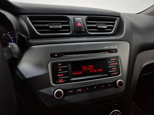 Kia Rio Luxe, 2017 года, пробег 118585 км