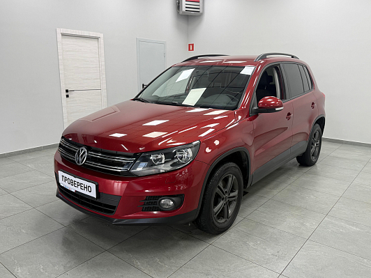 Volkswagen Tiguan Trend&Fun, 2013 года, пробег 156000 км