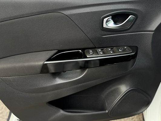 Renault Kaptur Drive, 2022 года, пробег 35502 км