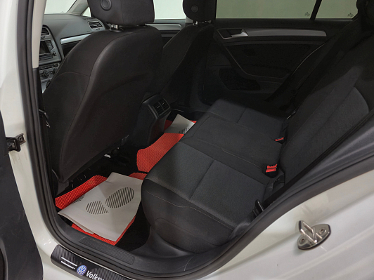 Volkswagen Golf, 2013 года, пробег 179203 км