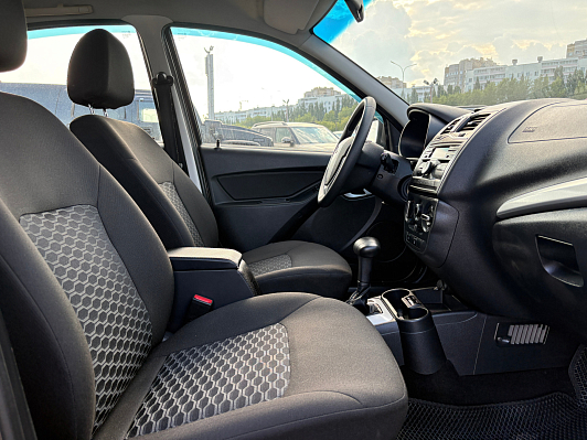 Lada (ВАЗ) Granta, 2019 года, пробег 210000 км