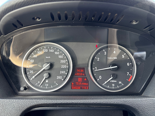 BMW X5, 2012 года, пробег 304209 км