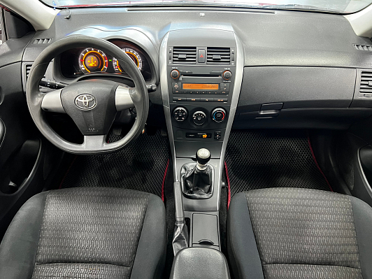 Toyota Corolla, 2010 года, пробег 281000 км
