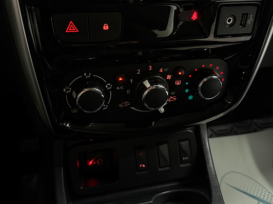 Nissan Terrano Comfort, 2016 года, пробег 141615 км