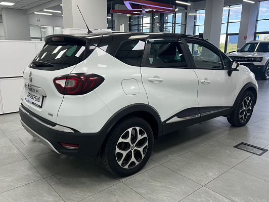 Renault Kaptur Style, 2017 года, пробег 109000 км
