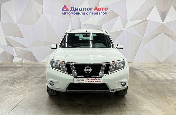 Nissan Terrano Comfort, 2016 года, пробег 141615 км