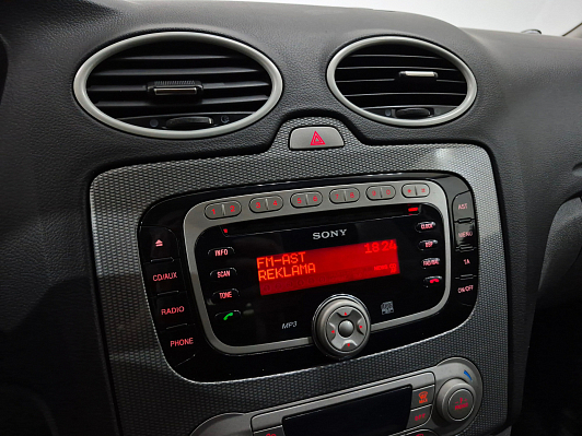 Ford Focus Ghia, 2011 года, пробег 215435 км