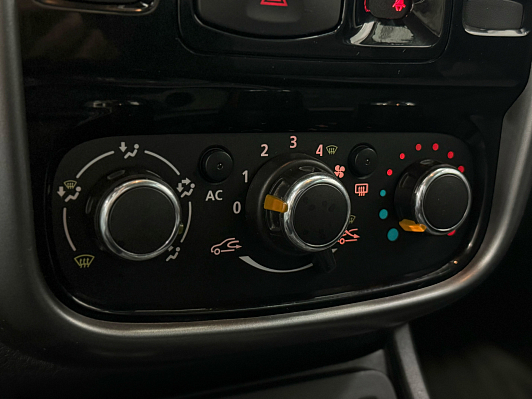 Renault Duster Privilege, 2014 года, пробег 150000 км