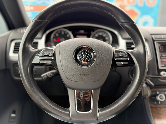 Volkswagen Touareg R-line, 2016 года, пробег 167100 км