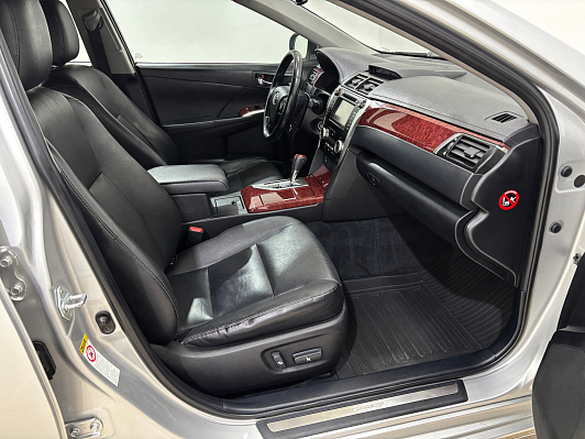 Toyota Camry, 2012 года, пробег 216905 км