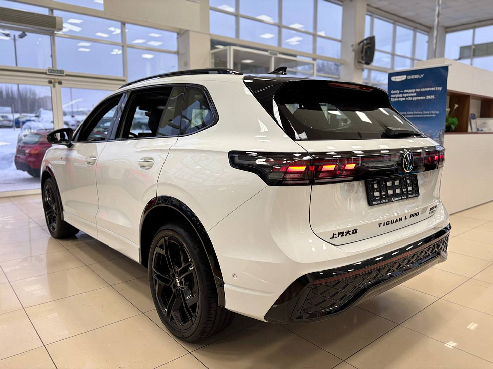 Volkswagen Tiguan R-Line Smart Leadership, белый