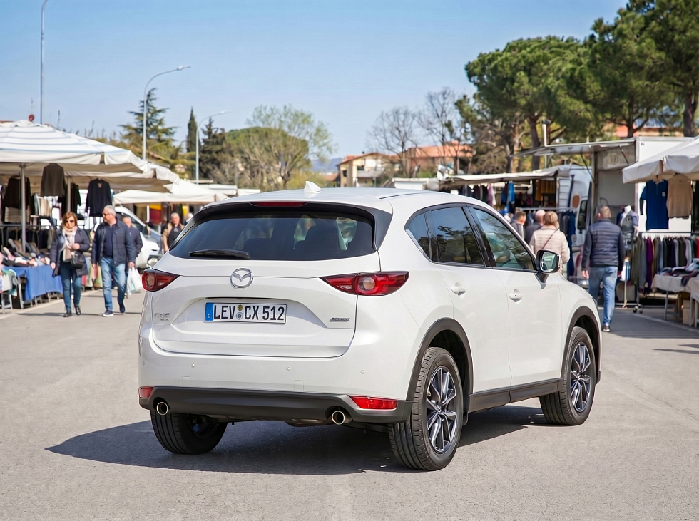 Mazda CX-5 Comfort (Shushi), белый